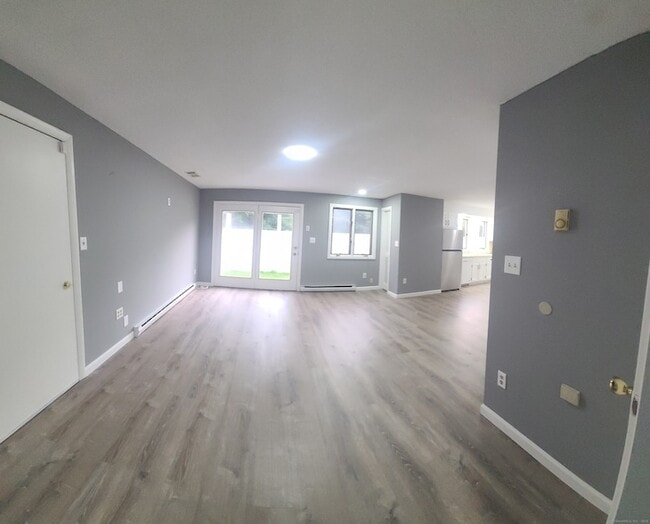 Building Photo - 8 Burma Rd Rental