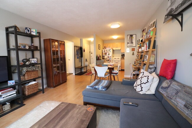 Photo - 15 Walbridge St Unit 34