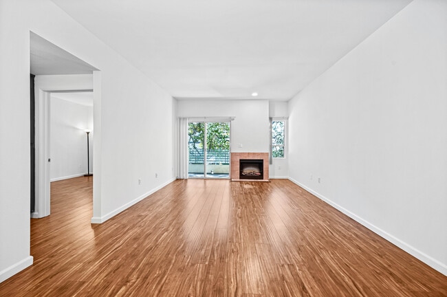 Photo - 4620 Vista Del Monte Ave Unit 204