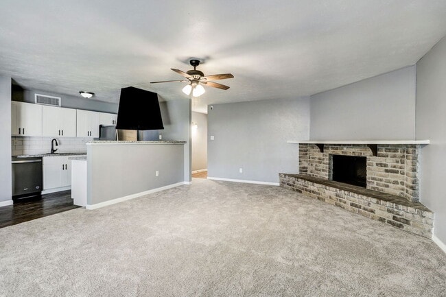 Photo - 14107 Pinewest Dr