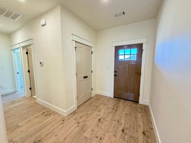 Photo - 509 Waggoner Ln