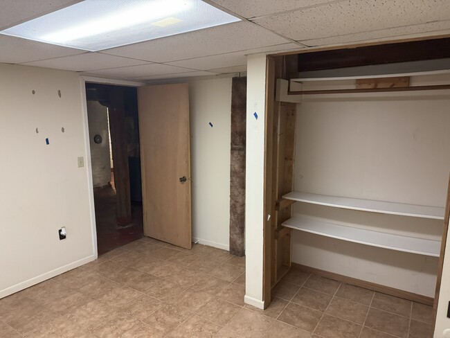 1032 2nd Ave Unit 4BR/2BA