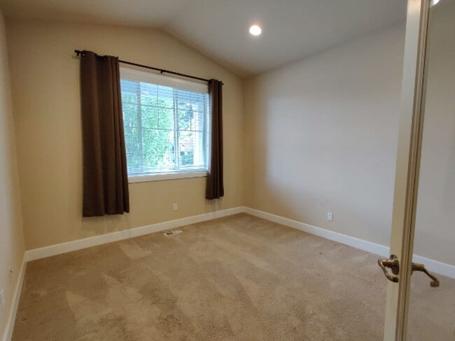 Photo - 1580 Ridgeview Loop SW
