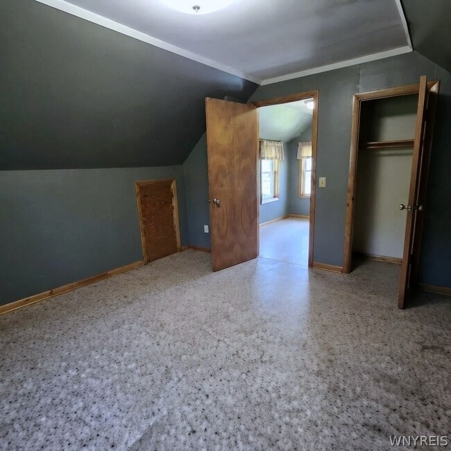 35 Englewood Ave