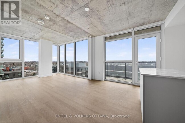 Photo - 1360 Carling Ave Unit 1107