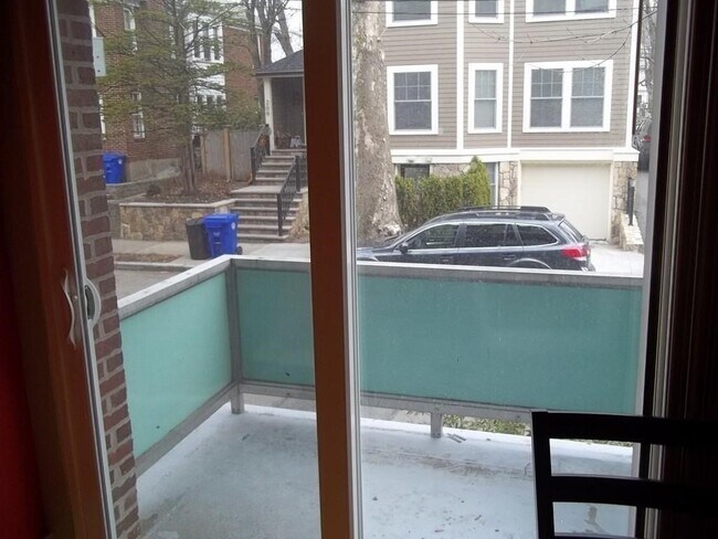 Photo - 208 Fuller St Unidad 3##