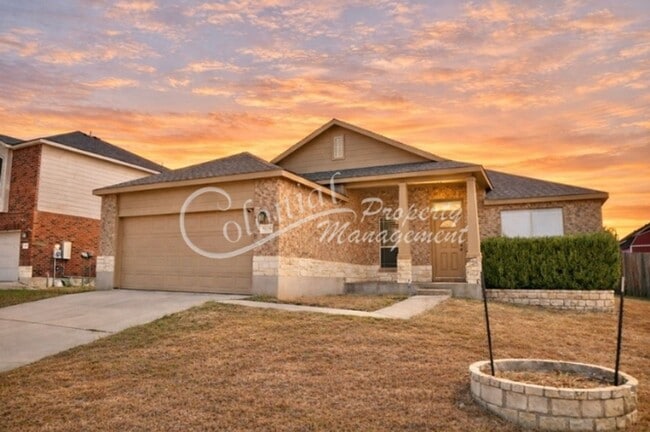 Building Photo - AVAILABLE SOON!