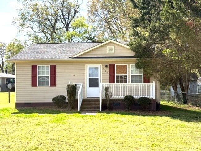 Building Photo - ~ Cute 2-Bedroom Home w/fenced back yard! ~