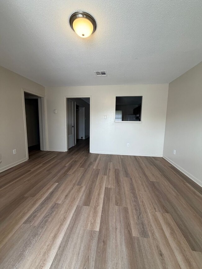 106 Cantal Dr Unit C