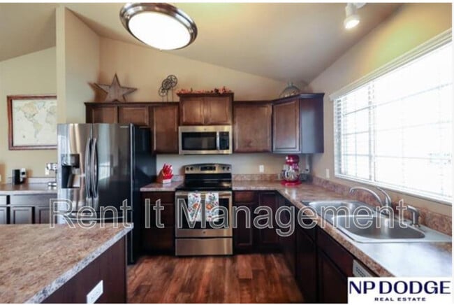 Photo - 13811 S 43rd Ave