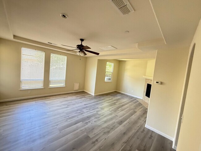 1456 Eaglesfield Ln