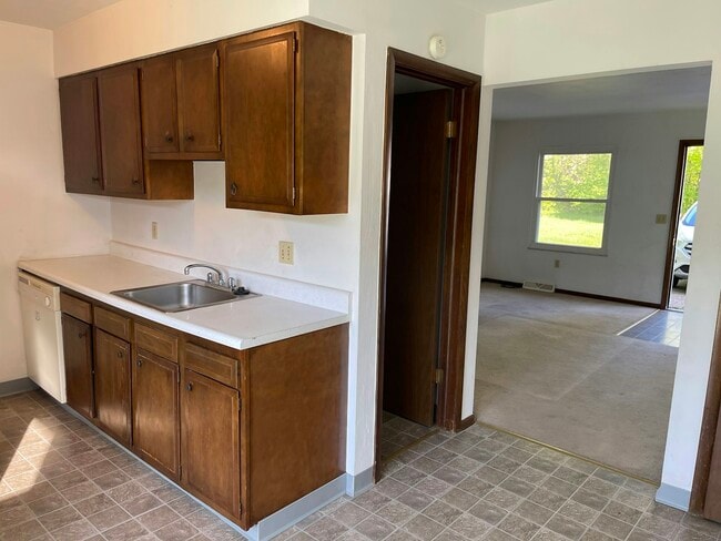 Photo - 4163 W Ridge Rd