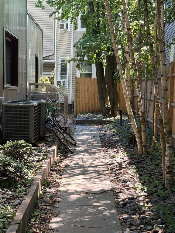 Photo - 214 R Harvard St Unidad 2