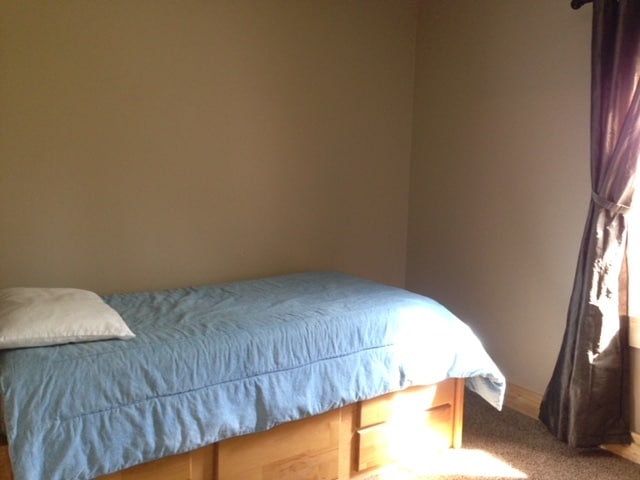 Bedroom - 908 S Jefferson St