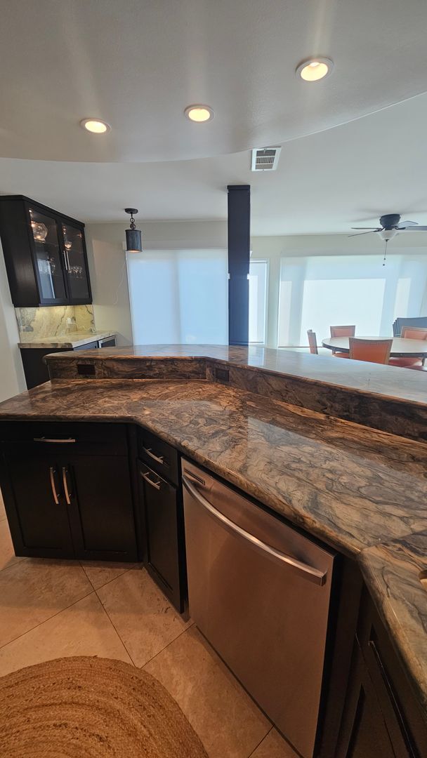 Photo - VALLECITOS - LUXURIOUS BEACHFRONT CONDO AT LA JOLLA SHORES, STEPS FROM THE SAND! Unit 101