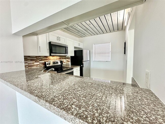 Photo - 19751 SW 114th Ave Unit 349