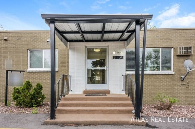 Building Photo - 3150 N Harlan St Unit 01