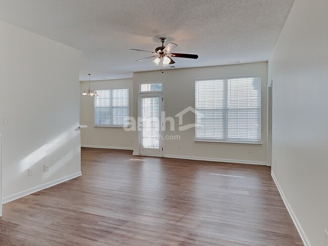 Photo - 120 Bluffton Rd