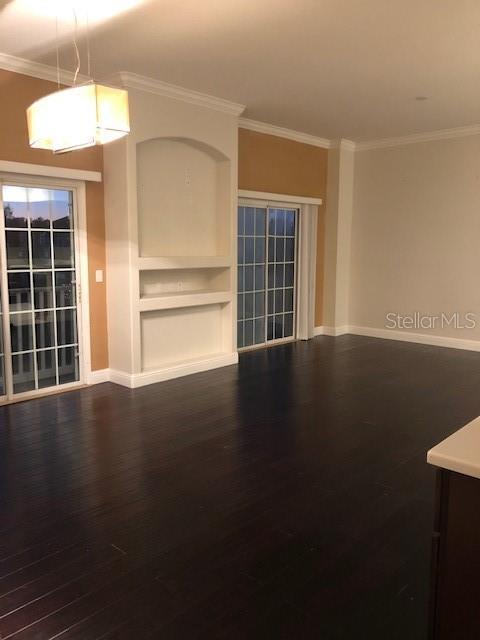 10869 Derringer Dr