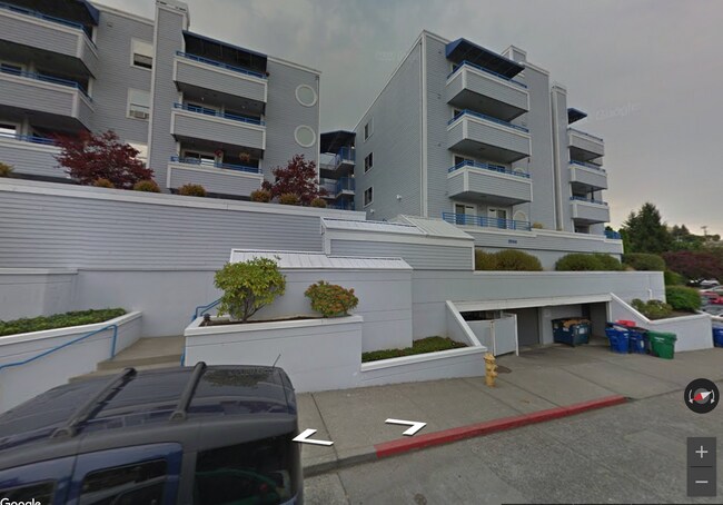 Foto principal - 2244 13th Ave W Unidad 216