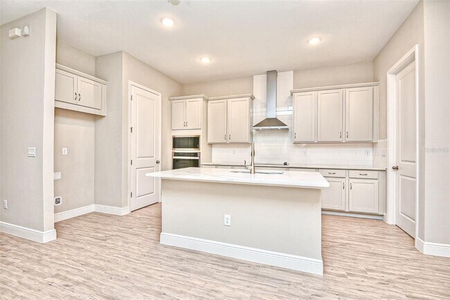 Photo - 6443 Cyrils Dr