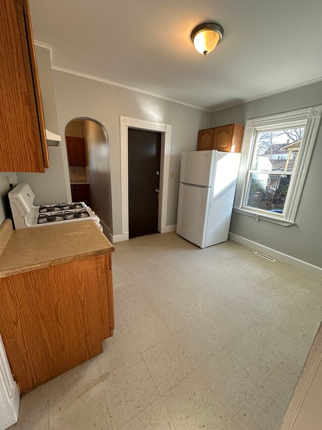 Photo - 677 Washington Ave Unidad Wash Ave #1