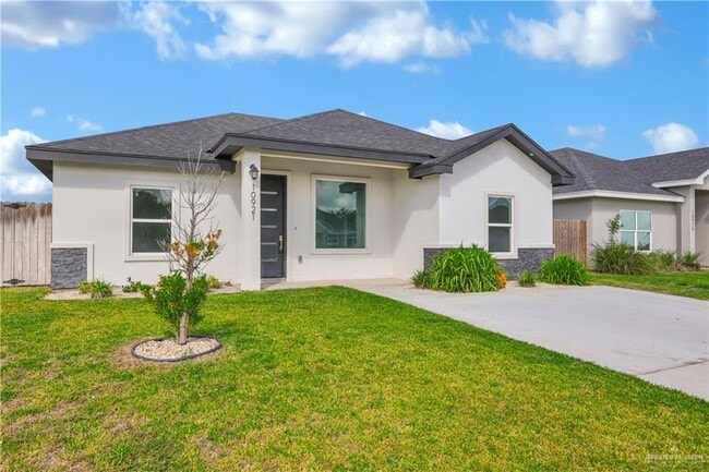 Building Photo - 23 N Sugar Bear Dr