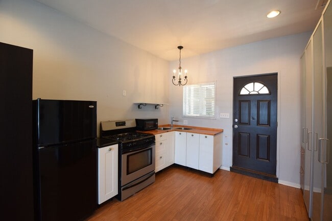 Photo - 12007 Burbank Blvd Unit 12007.5