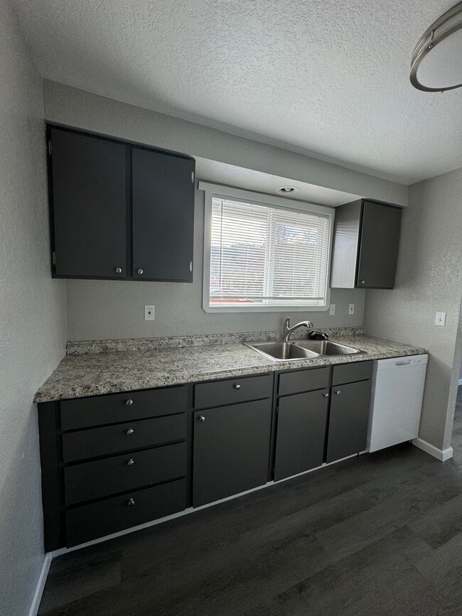 Photo - ALVJ924 Apartment Unit 926