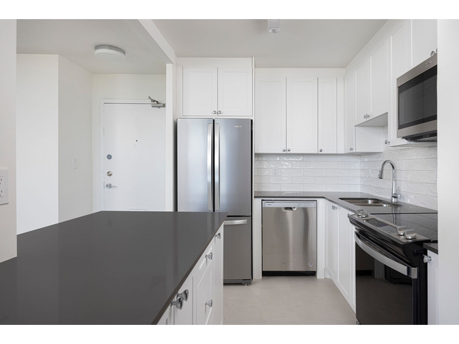 Photo - Promenade Court Apartments