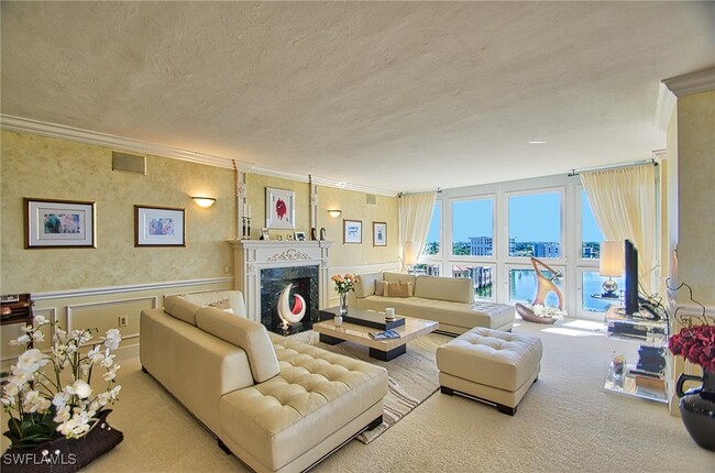 Building Photo - 4031 Gulf Shore Blvd N Unit 8E Rental
