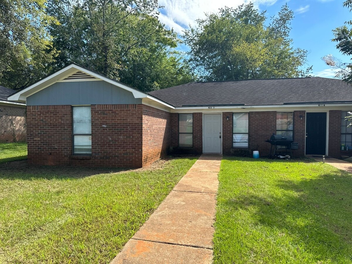 Photo - 411 Station Crossing Dr Unit B