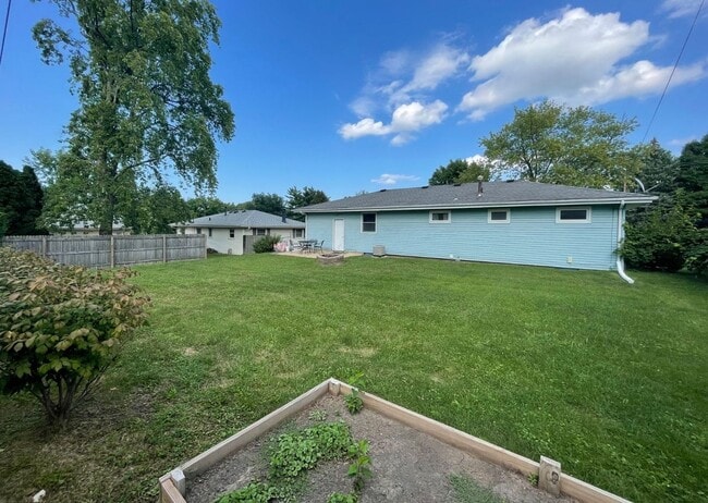 Photo - 1503 Bunn St