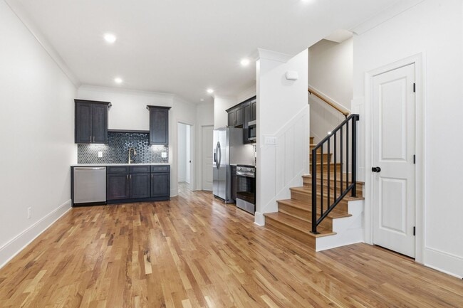 Building Photo - 4 Bed 4 Bath Newly-Built Townhome | Charlotte Park