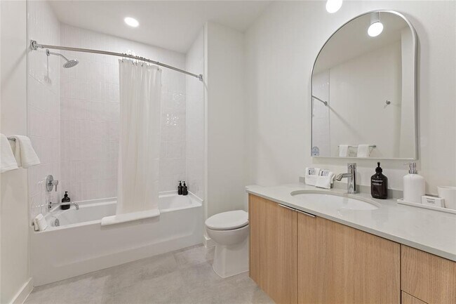 Photo - 2323 S Lamar Blvd Unit 512