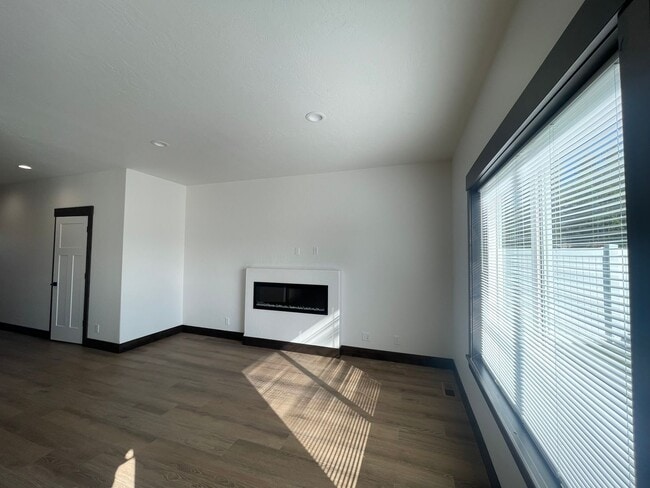 Photo - BRAND NEW Hayden Townhome
