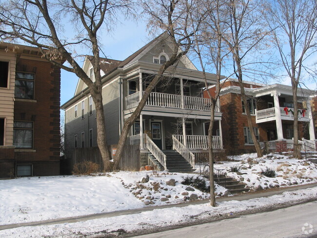 Building Photo - 2444 1st Ave S Unit 2 Rental