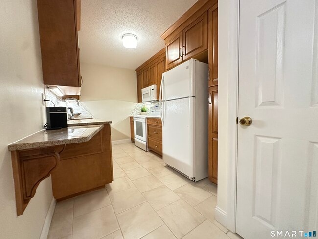 Photo - 95 -2B Woodsedge Dr Unit APT 5C