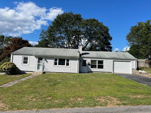 Photo - 121 Riverview Ave