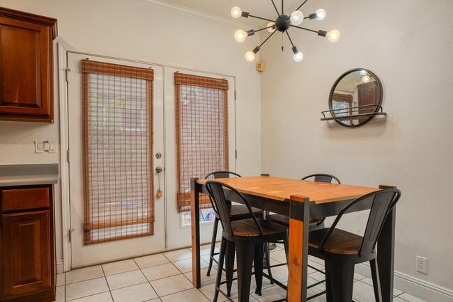 618 Coal Ave SW Unit B