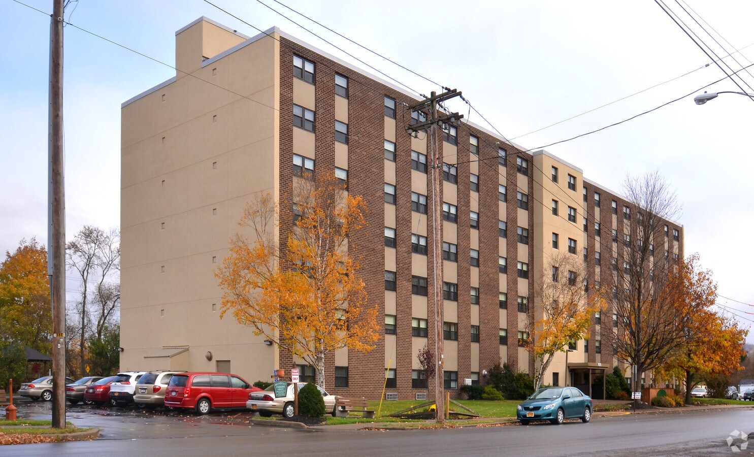 Photo - Nathan Galinsky Apartments