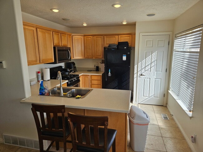 Cocina - 1372 Alpine Way