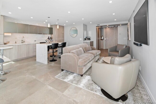 Photo - 1830 Avenida del Mundo Unidad 1608