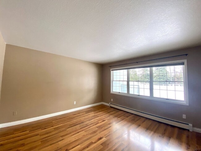 Photo - LONGTERM KENAI TOWNHOME