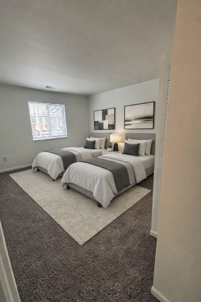 The Stratford Apartments