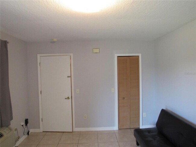 Photo - 934 Caribbean Dr