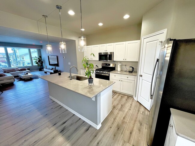 Photo - 7870 Bone Crk Pt