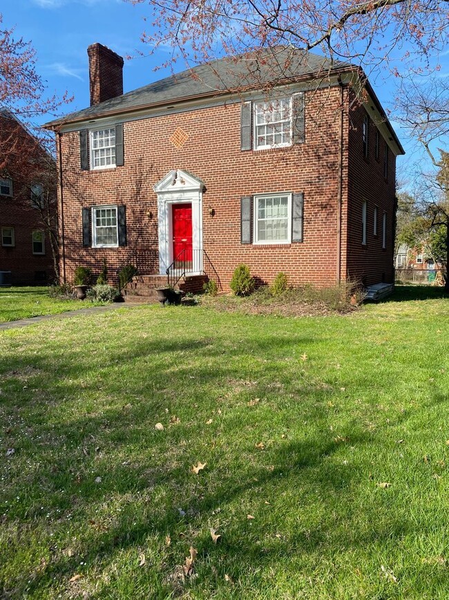 Photo - 3910 Cary Street Rd Unit B