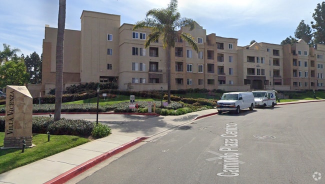 Building Photo - 1 BED/1 BATH CONDO NEAR LA JOLLA VILLAGE Unit 5106