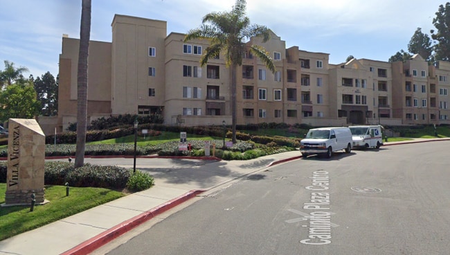 Building Photo - 1 BED/1 BATH CONDO NEAR LA JOLLA VILLAGE Unit 5106